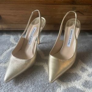 Manilo Blahnik gold heels - no box